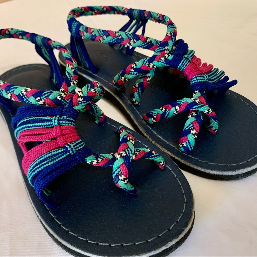 VGUC Vines Islandwear Freestyle Rope Sandal, Size 6